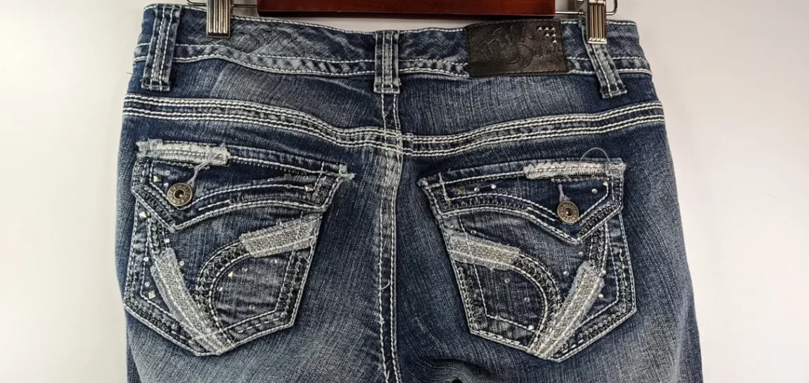 ariya jeans